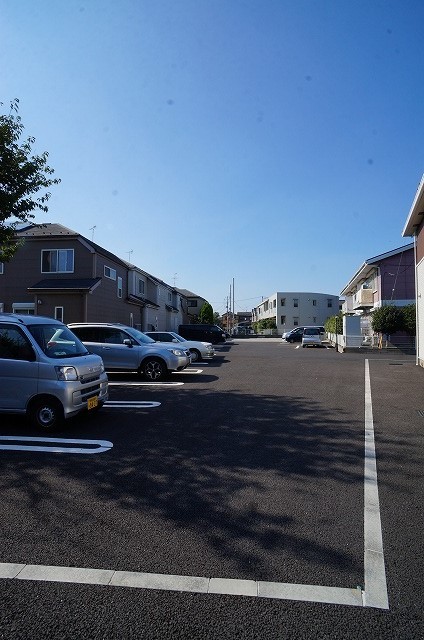 【カスミハイツIIの駐車場】