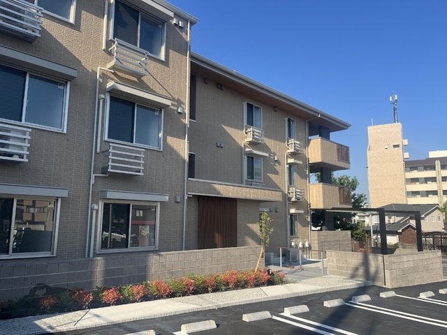 建物外観　建物外観