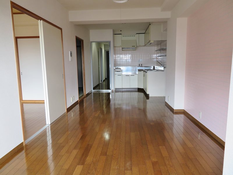 居室・リビング　12.5帖の縦長リビング