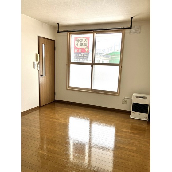 居室・リビング　居間