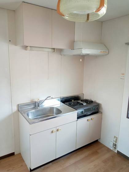 キッチン　※別号室の写真です。