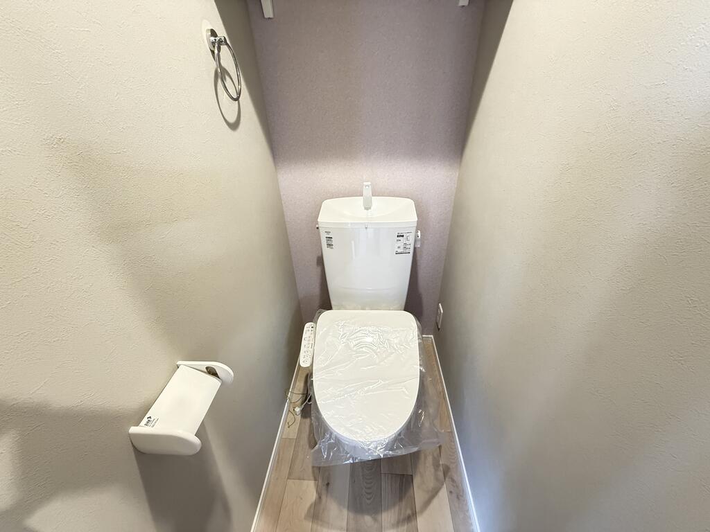 トイレ　温水洗浄便座