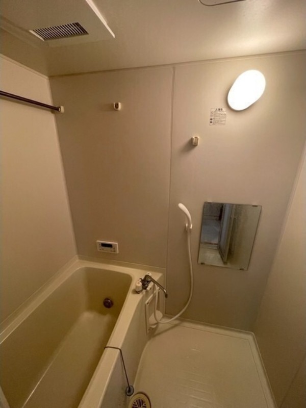 バス・シャワールーム　図面と現状に相違がある場合には現状を優先