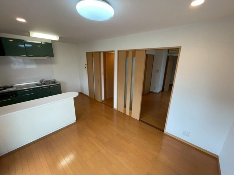 居室・リビング　図面と現状に相違がある場合には現状を優先