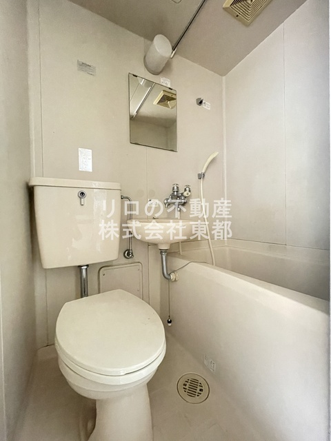 バス・シャワールーム　お掃除がしやすい３点ユニットバスです☆