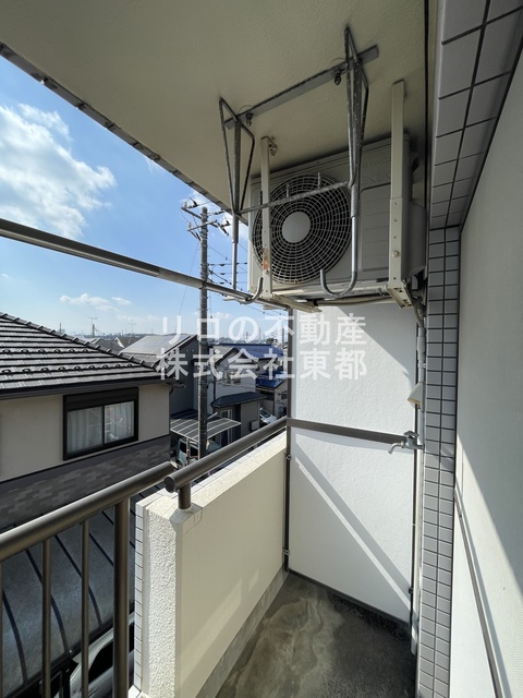 その他　洗濯機置き場がバルコニーにあるのでお洗濯干すのが簡単です！