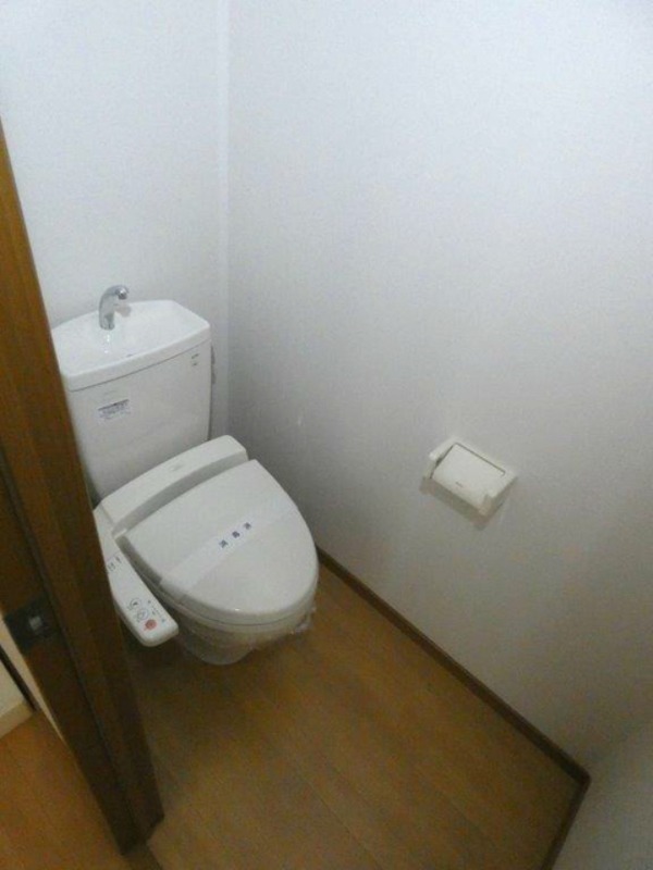 トイレ　図面と現状に相違がある場合には現状を優先