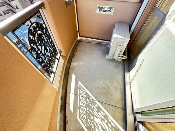 バルコニー　※別号室の写真です