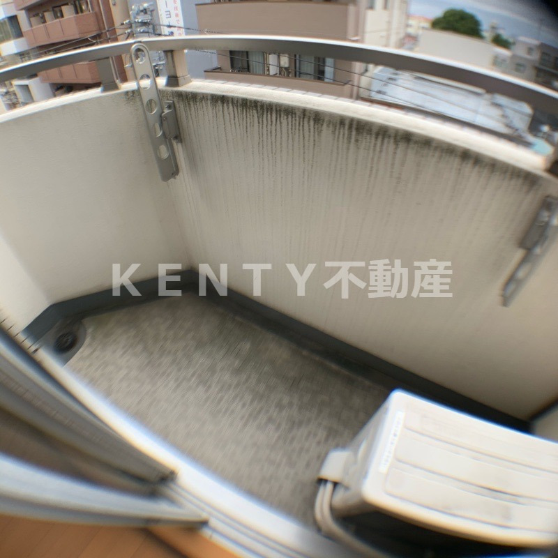 バルコニー　バルコニーがあります