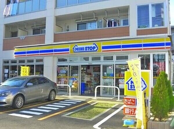 コンビニ　ミニストップ行徳駅前1丁目店（コンビニ）まで267m