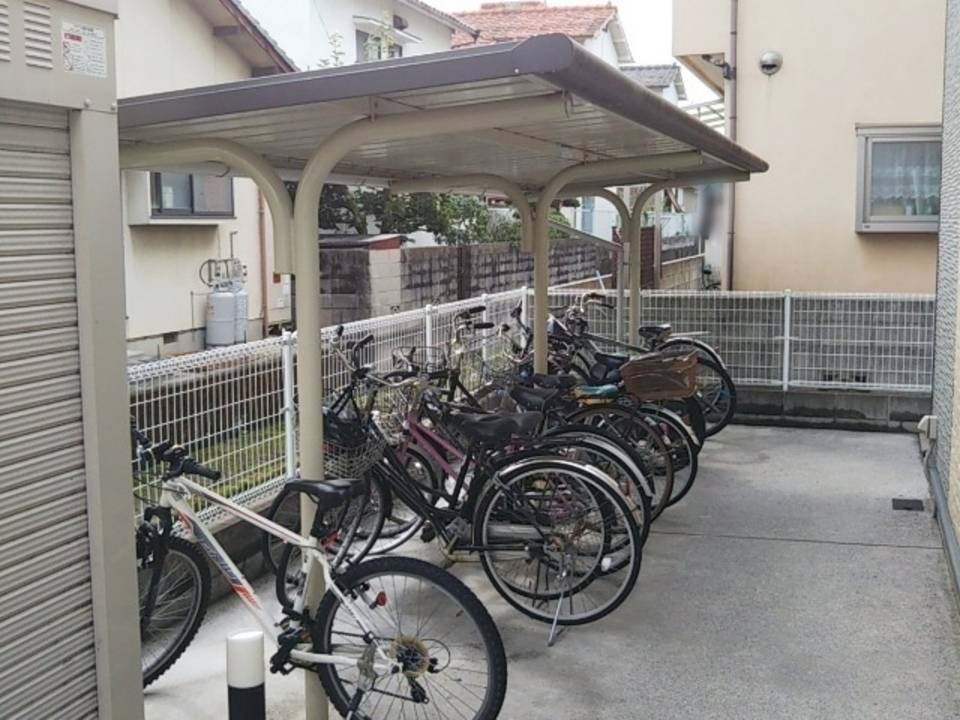 駐車場　駐輪場