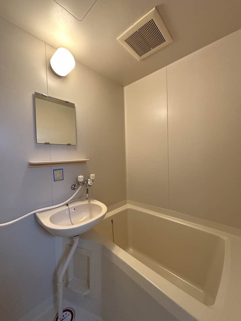 バス・シャワールーム　浴室