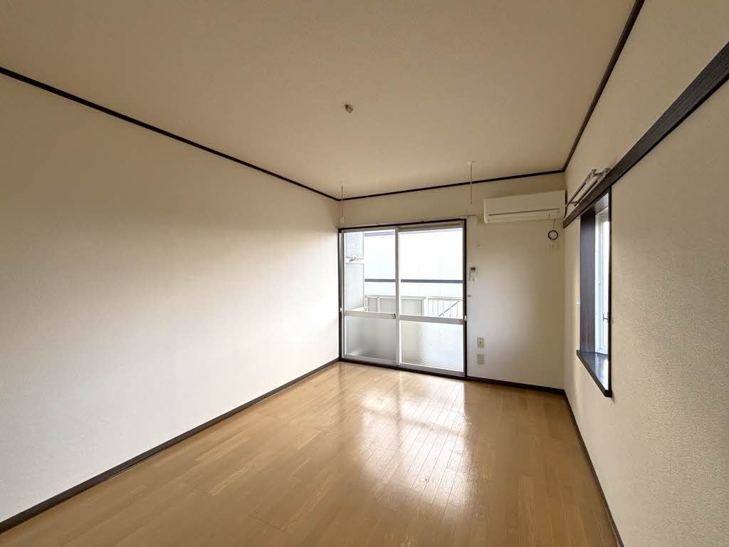 居室・リビング　洋室