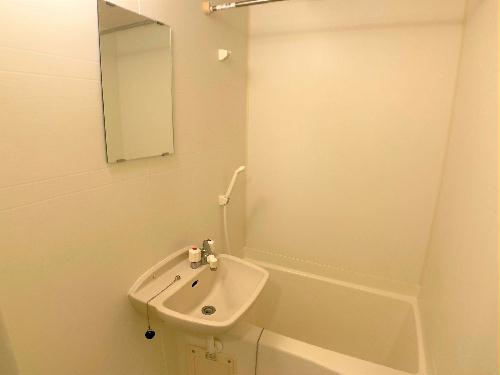 バス・シャワールーム　設備・使用は号室により異なる為、現況を優先致します。