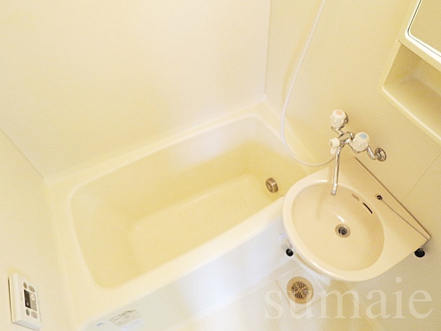 バス・シャワールーム　お風呂はこちら！！