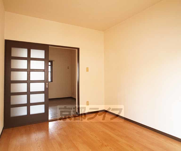 居室・リビング　広々としたお部屋です