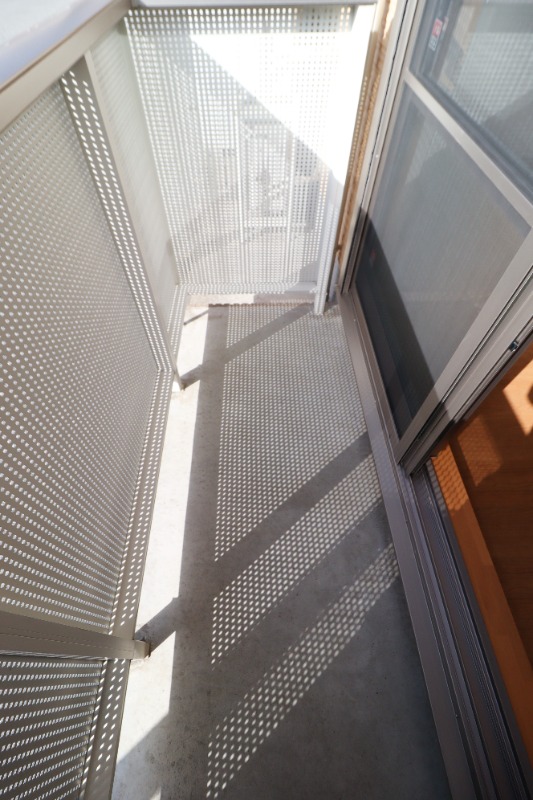 バルコニー　図面と現状に相違がある場合には現状を優先