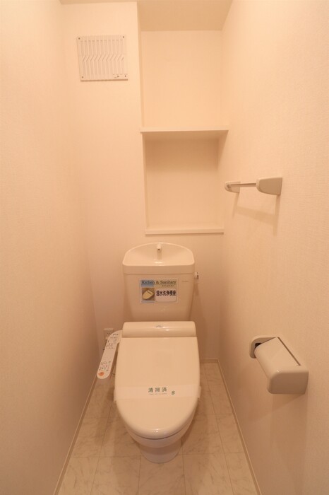 トイレ　清潔感のあるトイレです