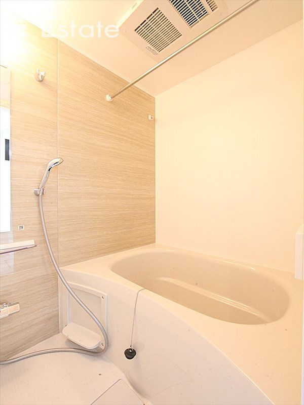 バス・シャワールーム　バスルーム