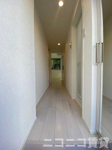 玄関　別部屋イメージの為、現状を優先致します。