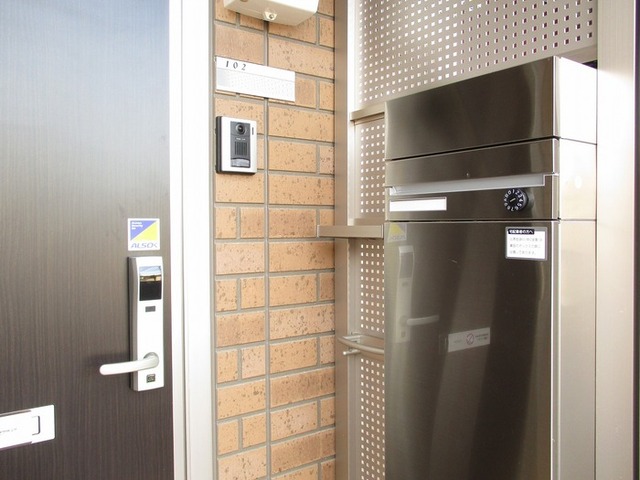 玄関　宅配ボックス