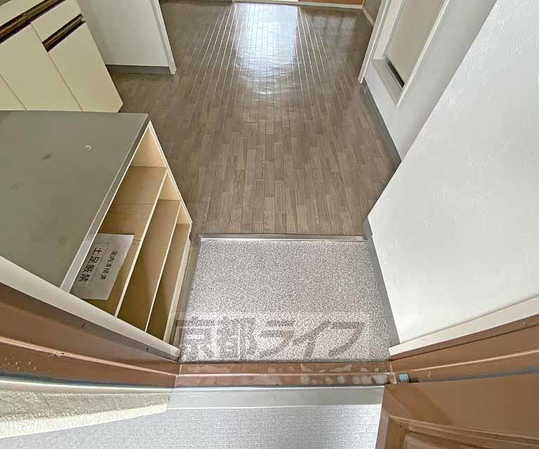 玄関　玄関です。