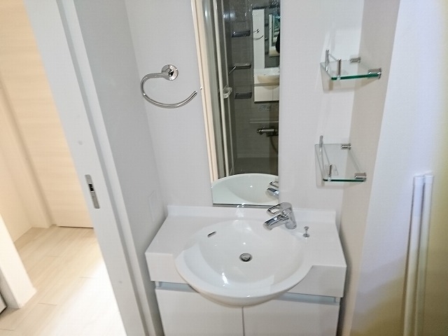 洗面設備　人気設備　シャンプードレッサー付