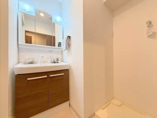 洗面設備　LEGALAND+猫 MIYAKOJIMA