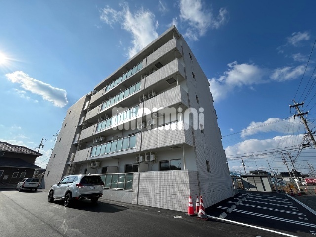 建物外観　東向き