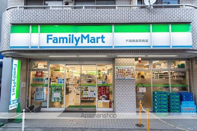 コンビニ　ファミリーマート 戸越銀座駅西店（コンビニ）まで390m