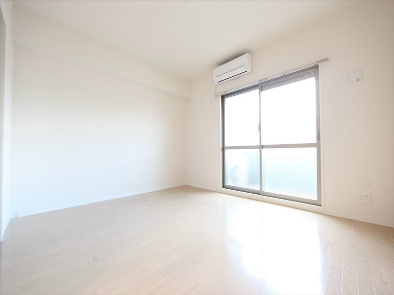 その他部屋・スペース　ＬＤＫ10.4帖　エアコン完備　バルコニー