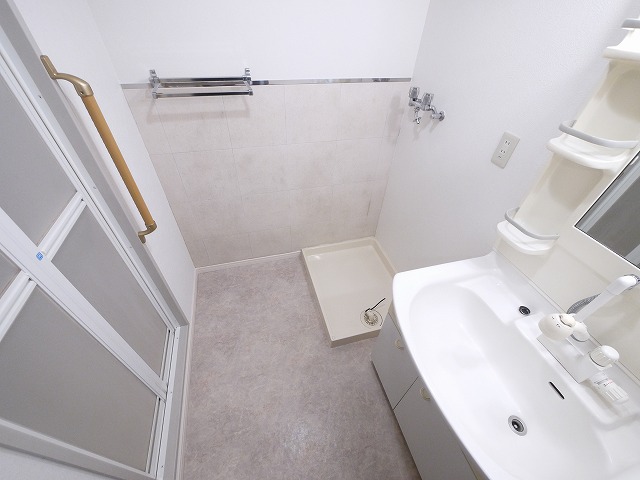 洗面設備　使いやすい洗面所です