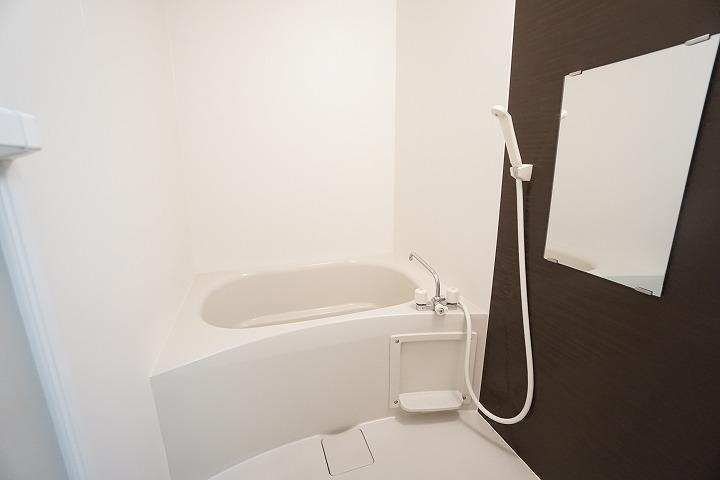 バス・シャワールーム　日々の疲れを癒すお風呂付です
