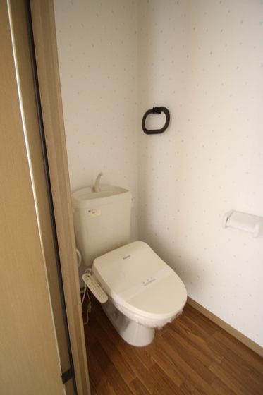 トイレ　※他号室の写真です。