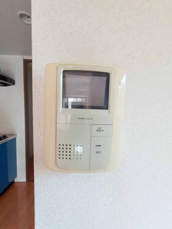 セキュリティ　モニター付きインターホン