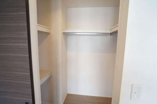 収納　ウォークインクローゼット