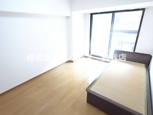 その他部屋・スペース　使い勝手のいい寝室です