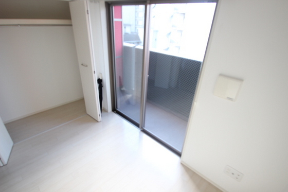 居室・リビング　※別部屋の写真です