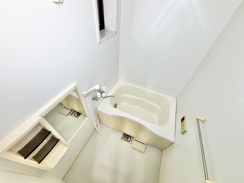 バス・シャワールーム　※別号室の写真となります。