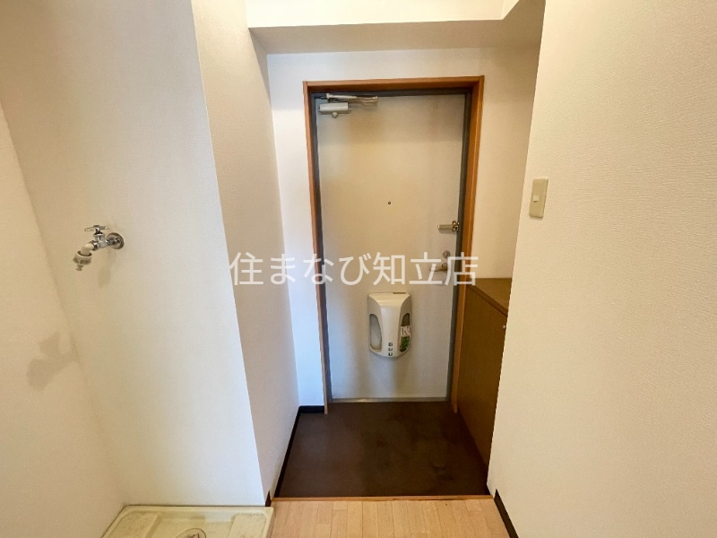 玄関　同型別部屋写真