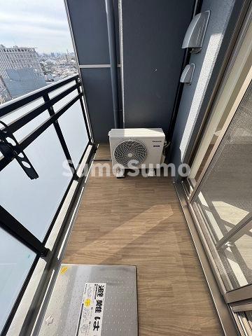 バルコニー　開放的で明るい空間を演出してくれるバルコニーです