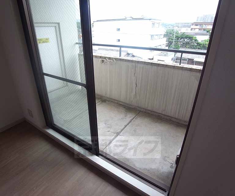 バルコニー　・お問い合わせは京都ライフまで・