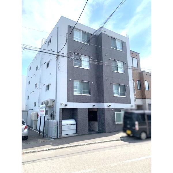 建物外観　☆南郷13丁目駅徒歩4分☆