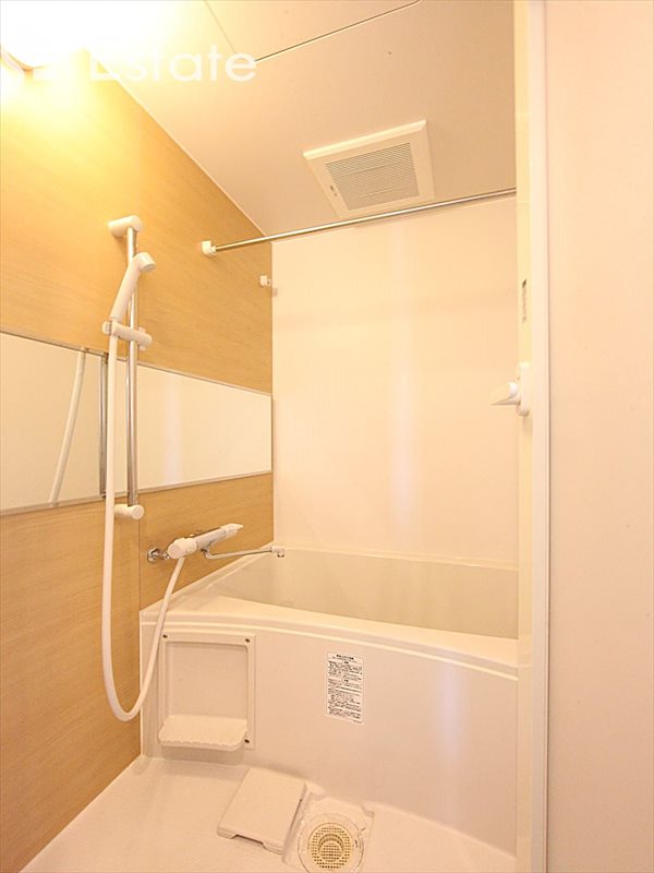 バス・シャワールーム　バスルーム