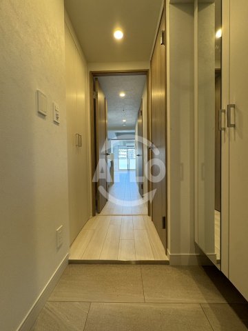 玄関　アーバネックス梅田中崎町II　玄関