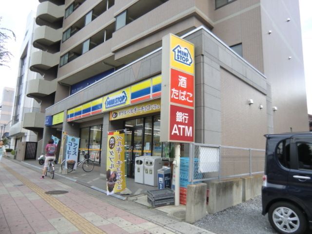 コンビニ　ミニストップ（コンビニ）まで380m