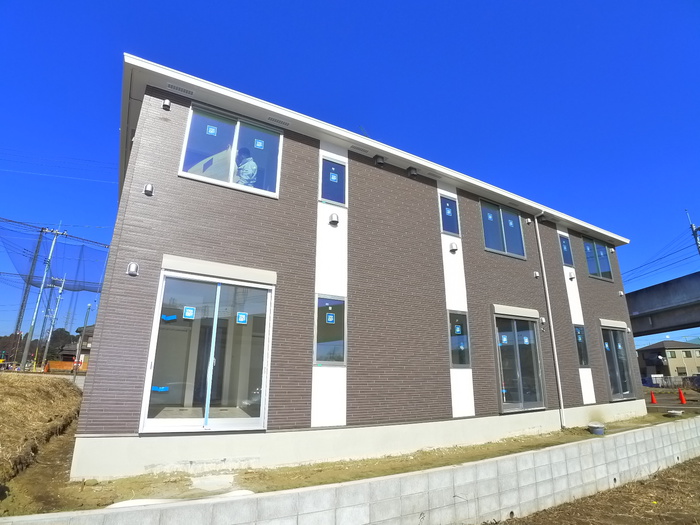 建物外観　建築中