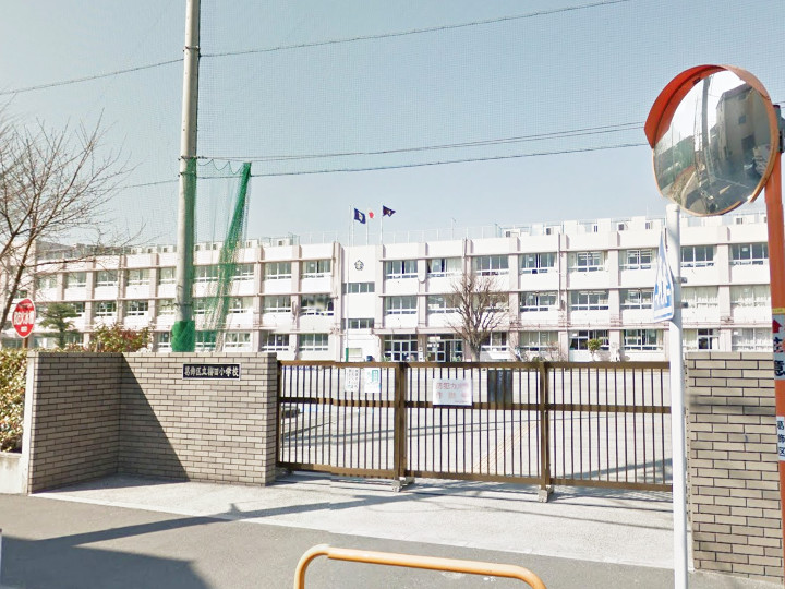 小学校　葛飾区立梅田小学校（小学校）まで701m