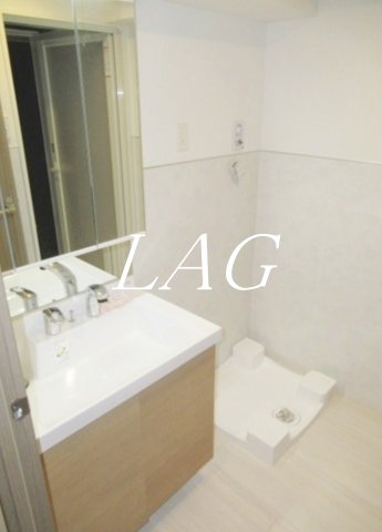 洗面設備　独立洗面台です。