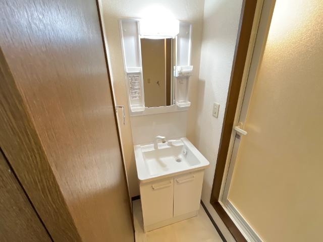 洗面設備　洗髪洗面化粧台（イメージ）